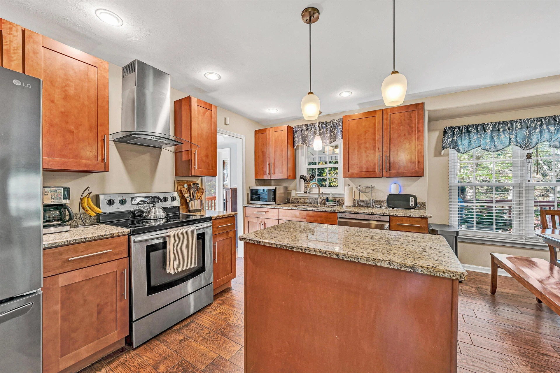 6019 Chagall DR - Photo 17