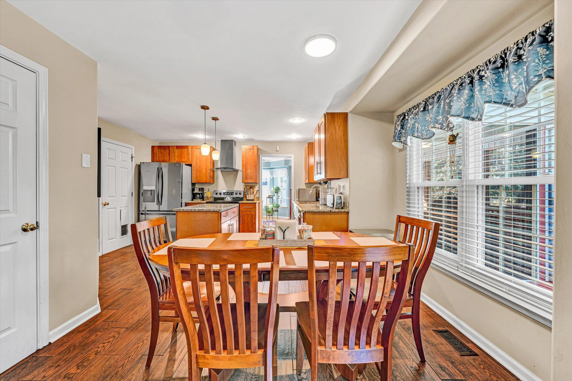 6019 Chagall DR - Photo 24
