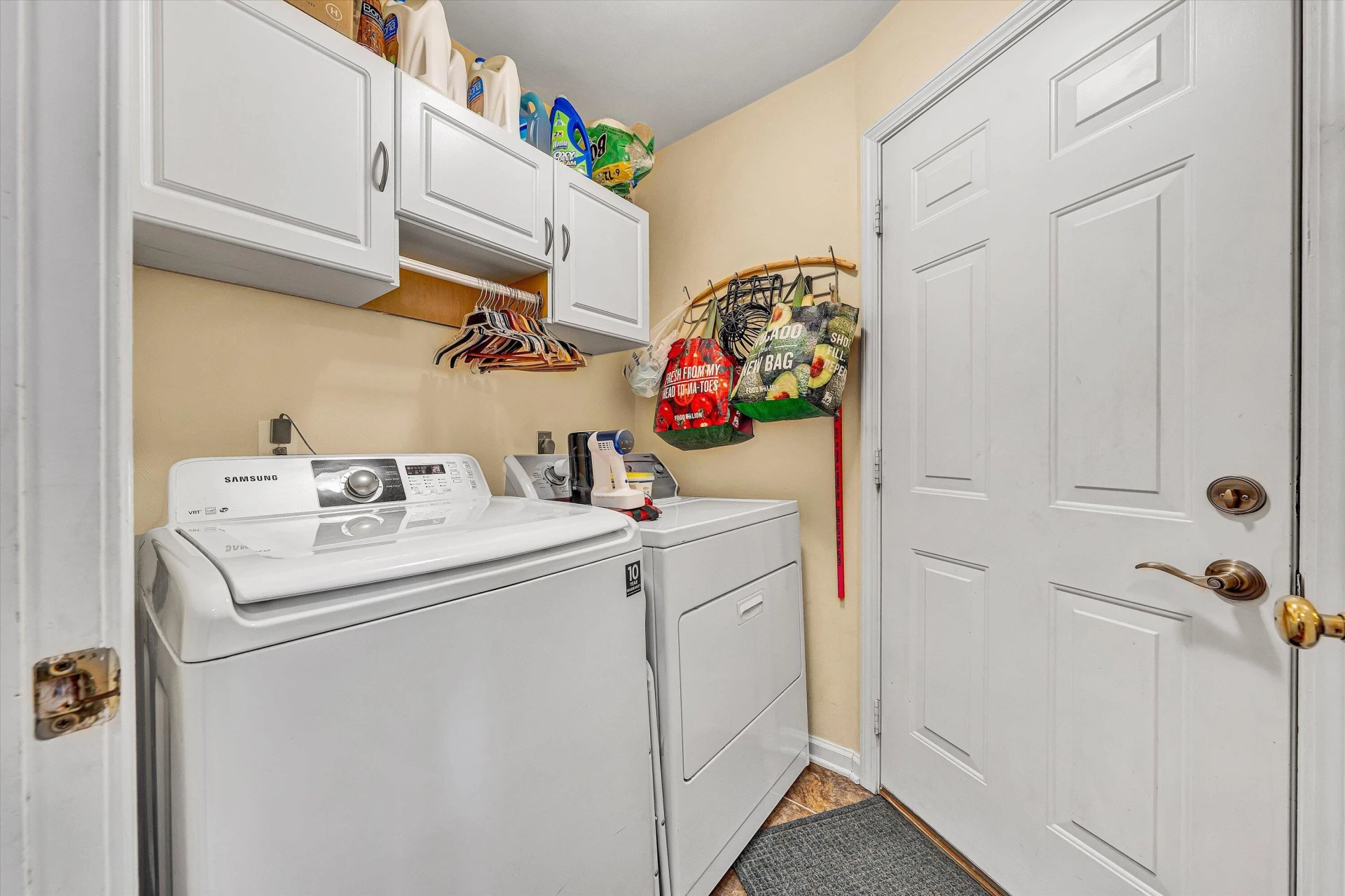 6019 Chagall DR - Photo 32