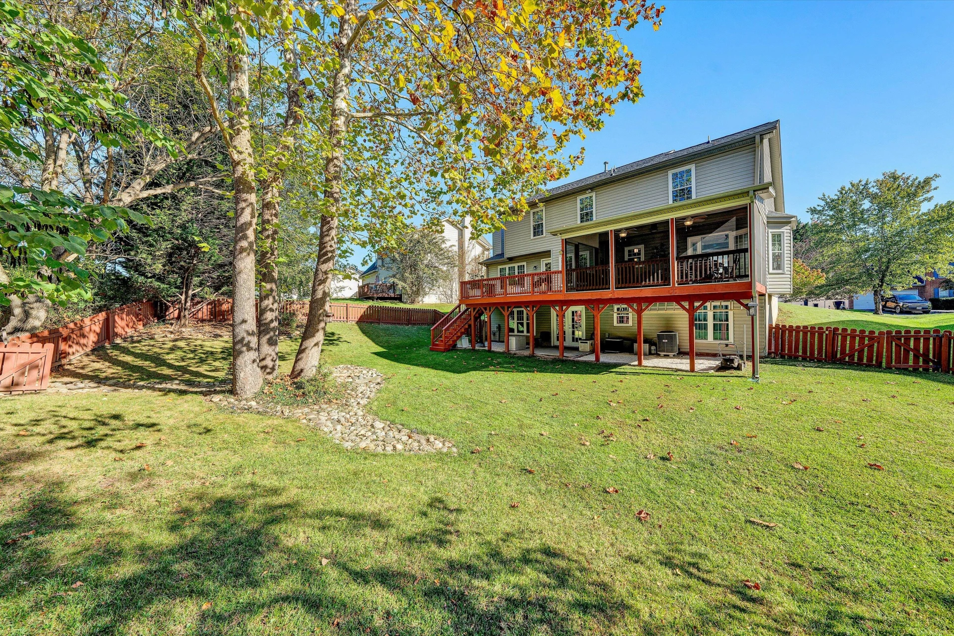 6019 Chagall DR - Photo 54