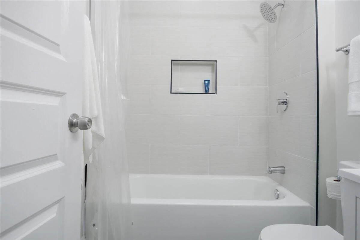 2110 Carroll AVE NW - Photo 12