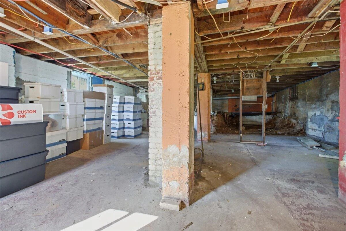 2110 Carroll AVE NW - Photo 21