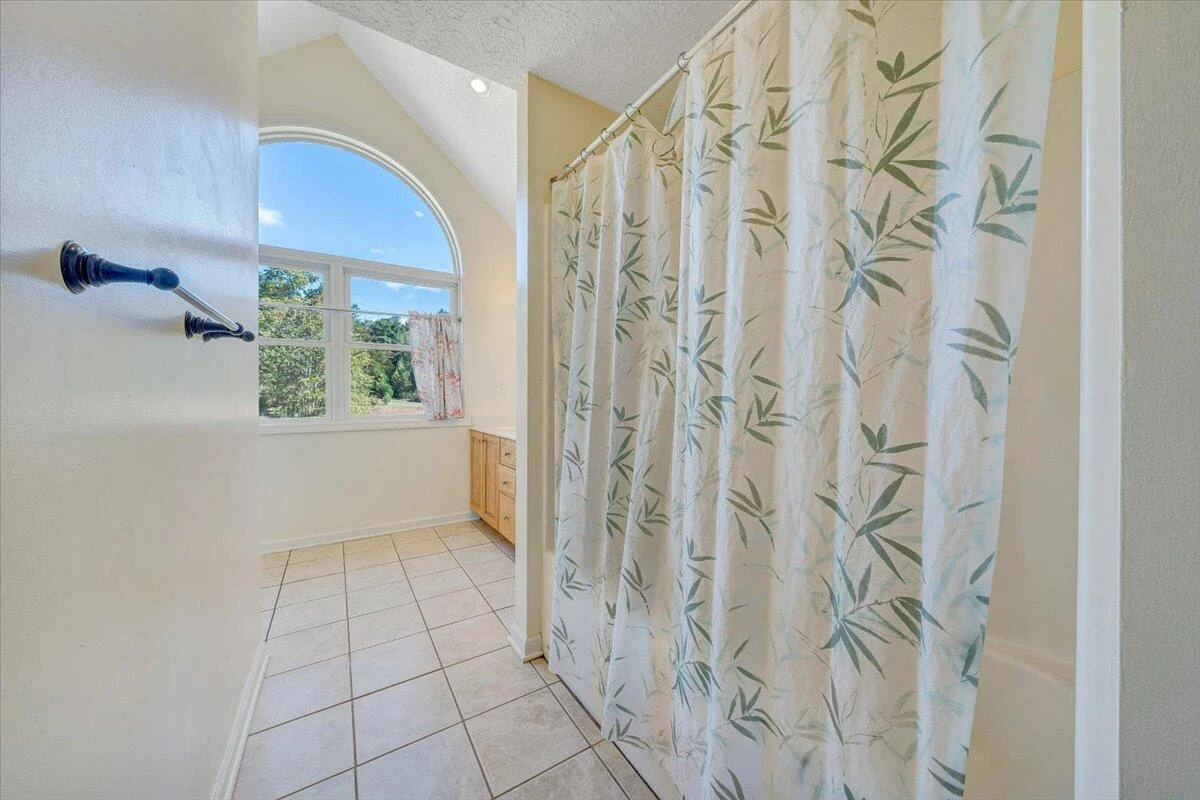 435 Suffolk LN - Photo 28