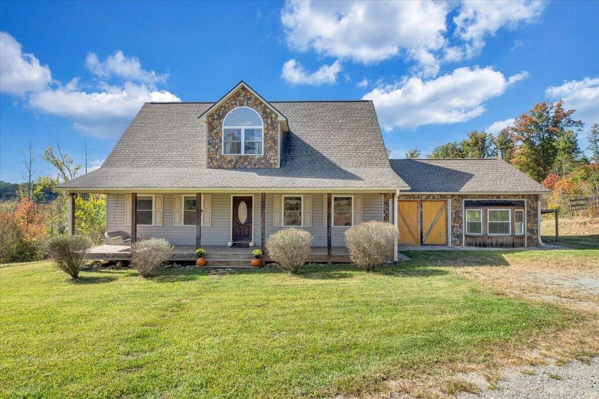435 Suffolk LN - Photo 44