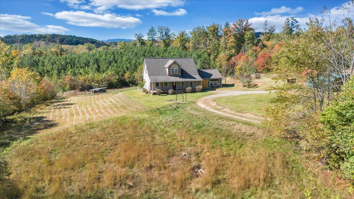 435 Suffolk LN - Photo 54