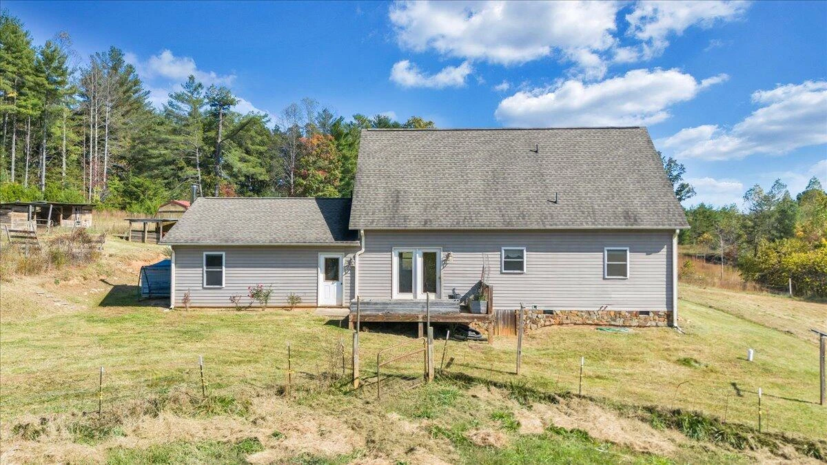 435 Suffolk LN - Photo 57