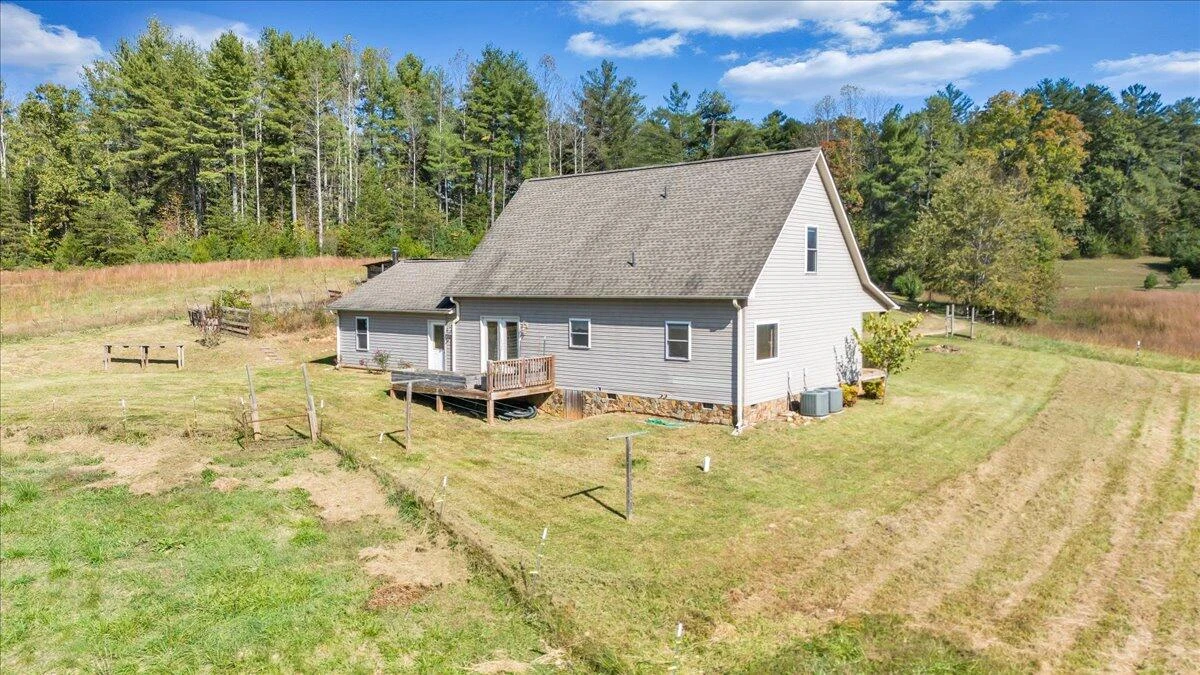 435 Suffolk LN - Photo 59