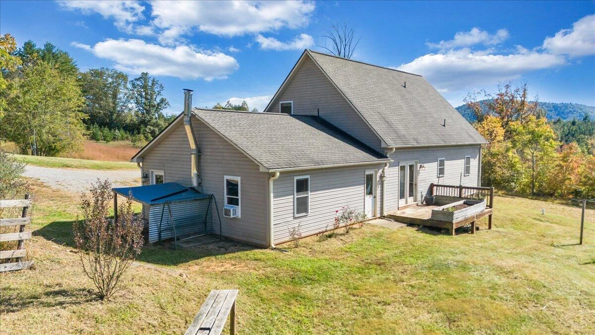 435 Suffolk LN - Photo 60