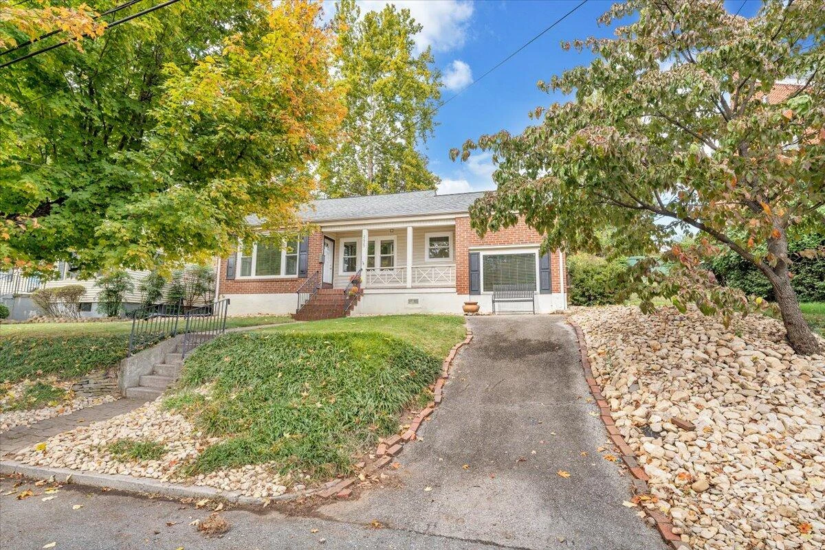 2629 Fairway DR SW - Photo 3