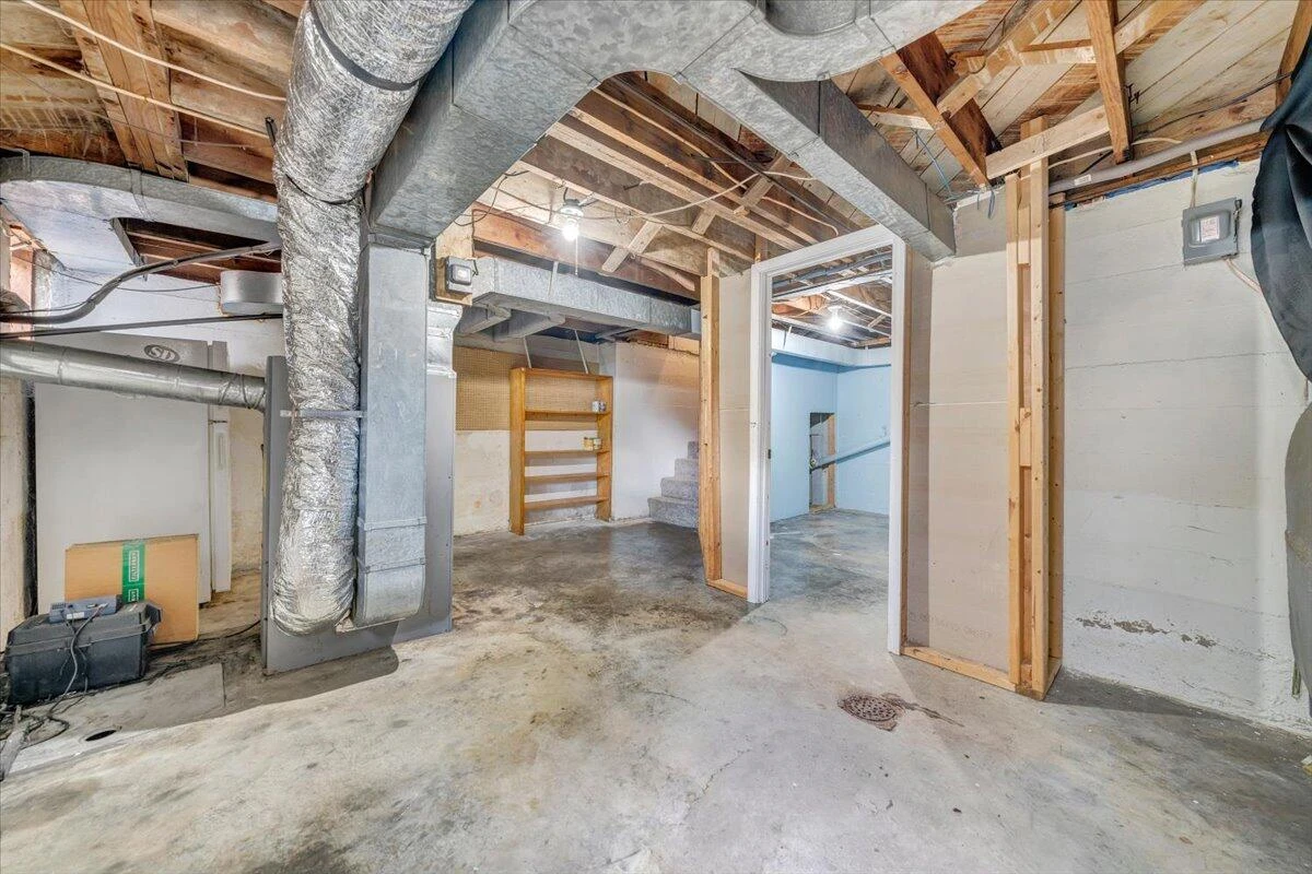 2629 Fairway DR SW - Photo 37