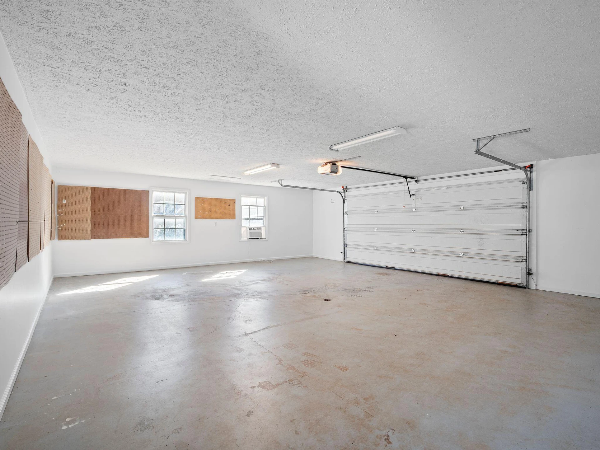 103 Craddock LN - Photo 13