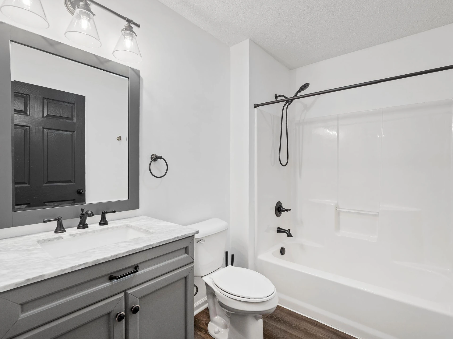 103 Craddock LN - Photo 15