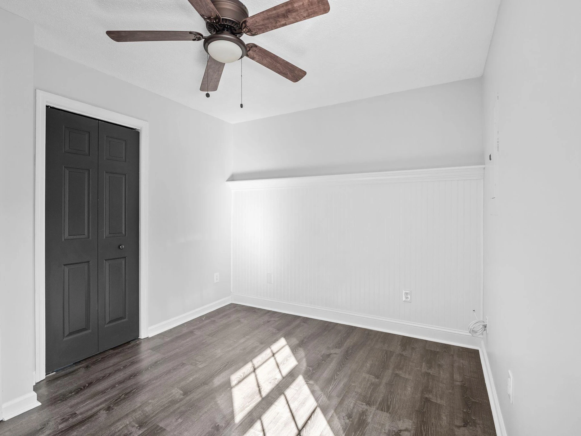 103 Craddock LN - Photo 17