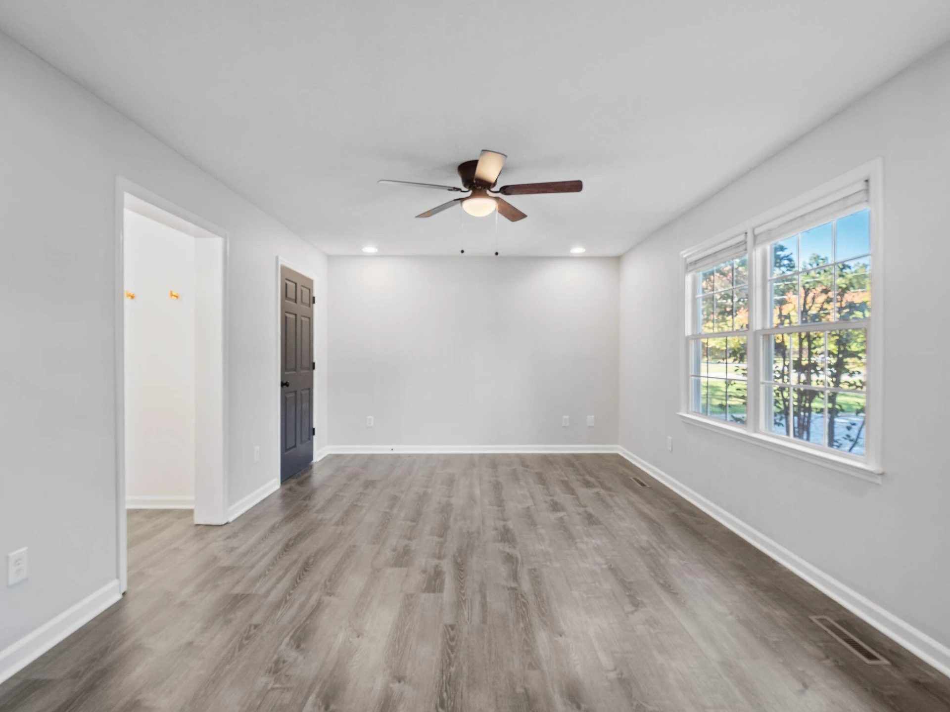 103 Craddock LN - Photo 23