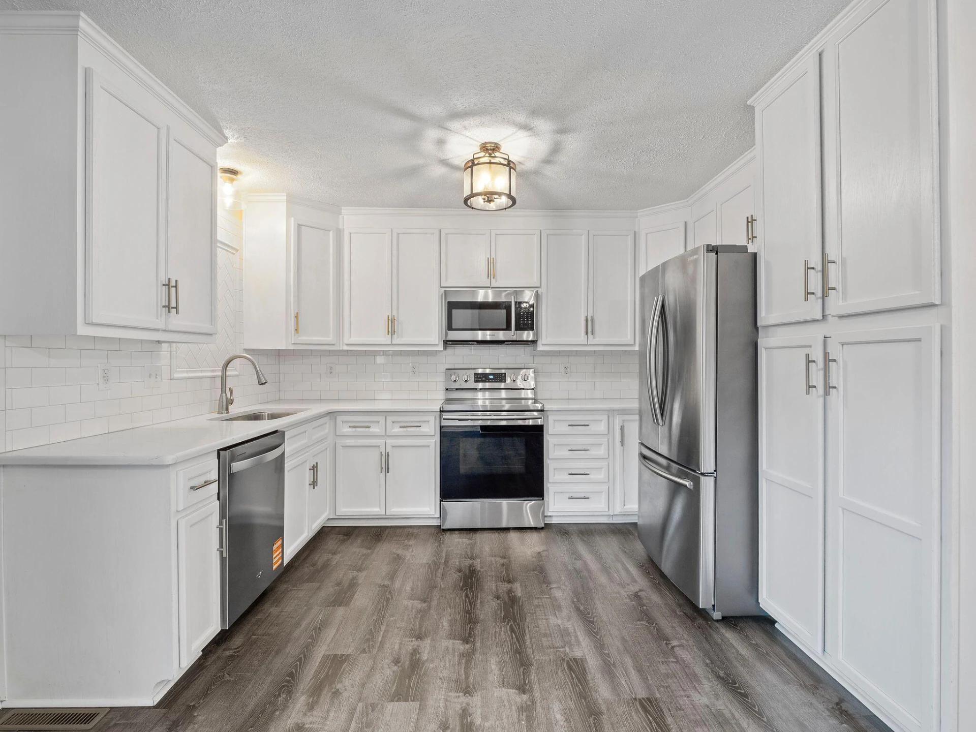 103 Craddock LN - Photo 49