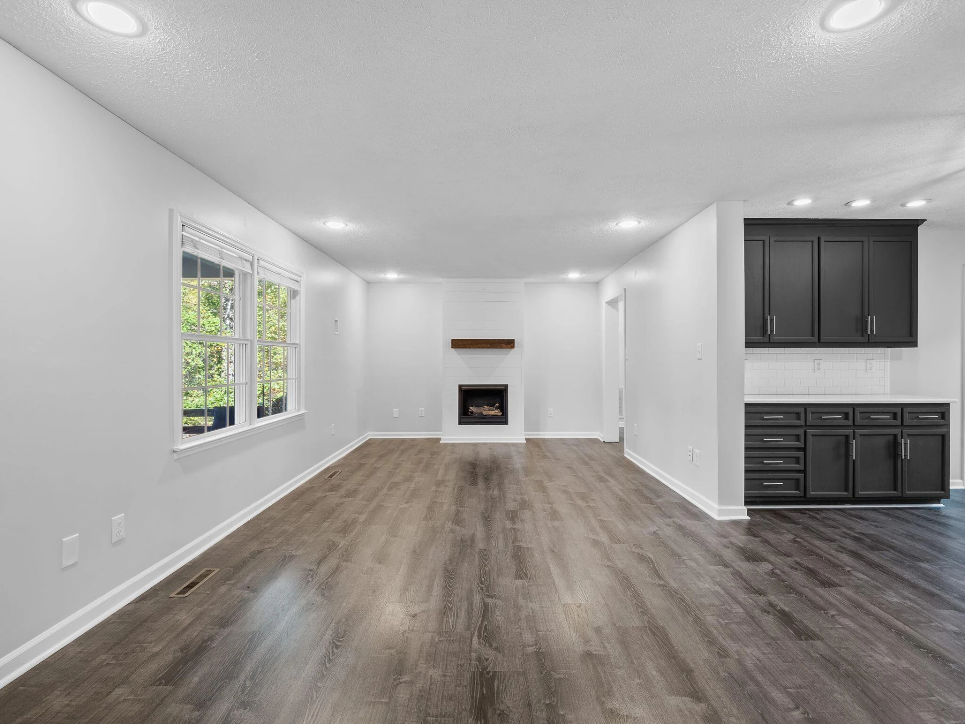103 Craddock LN - Photo 57