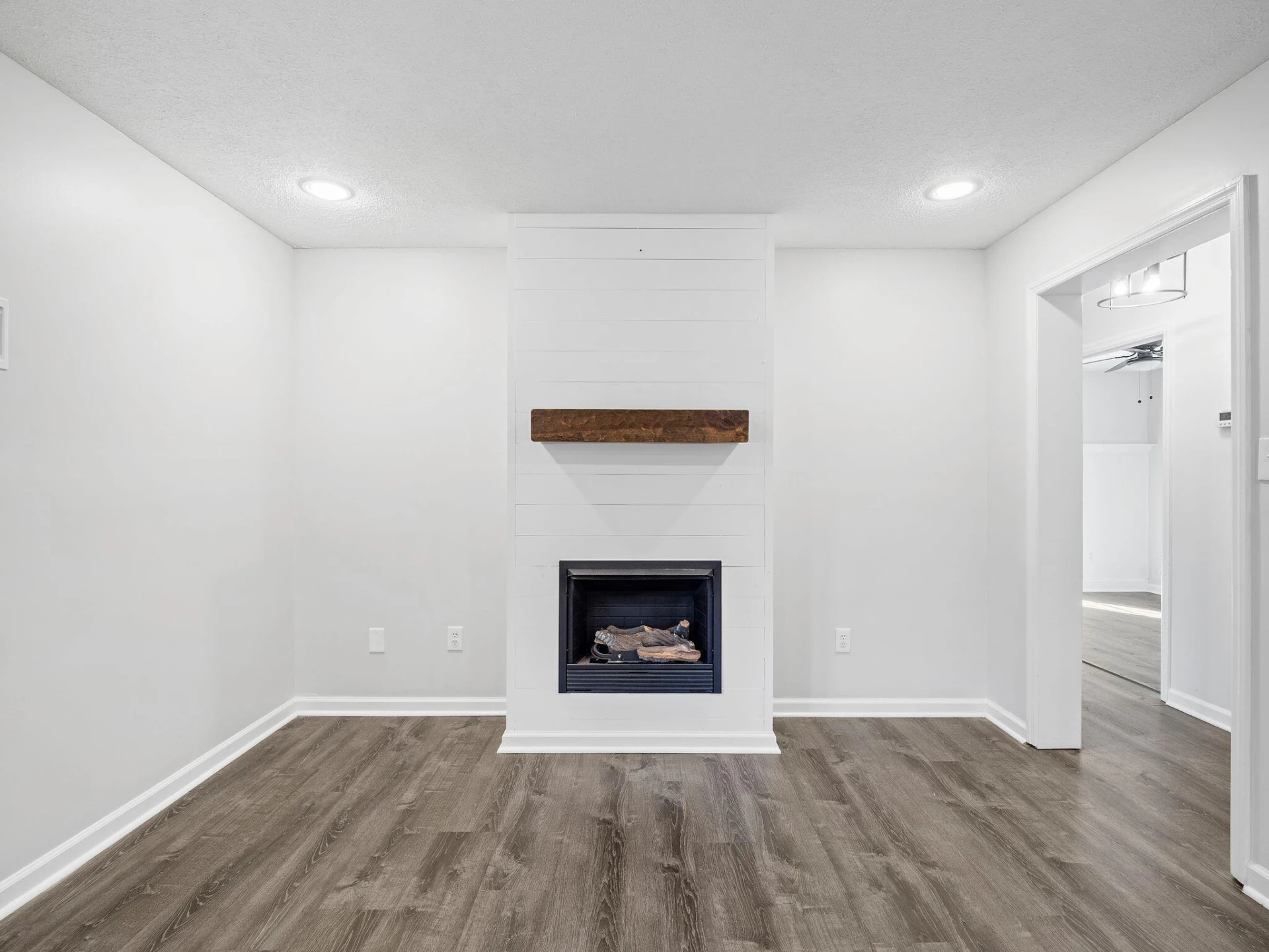 103 Craddock LN - Photo 58