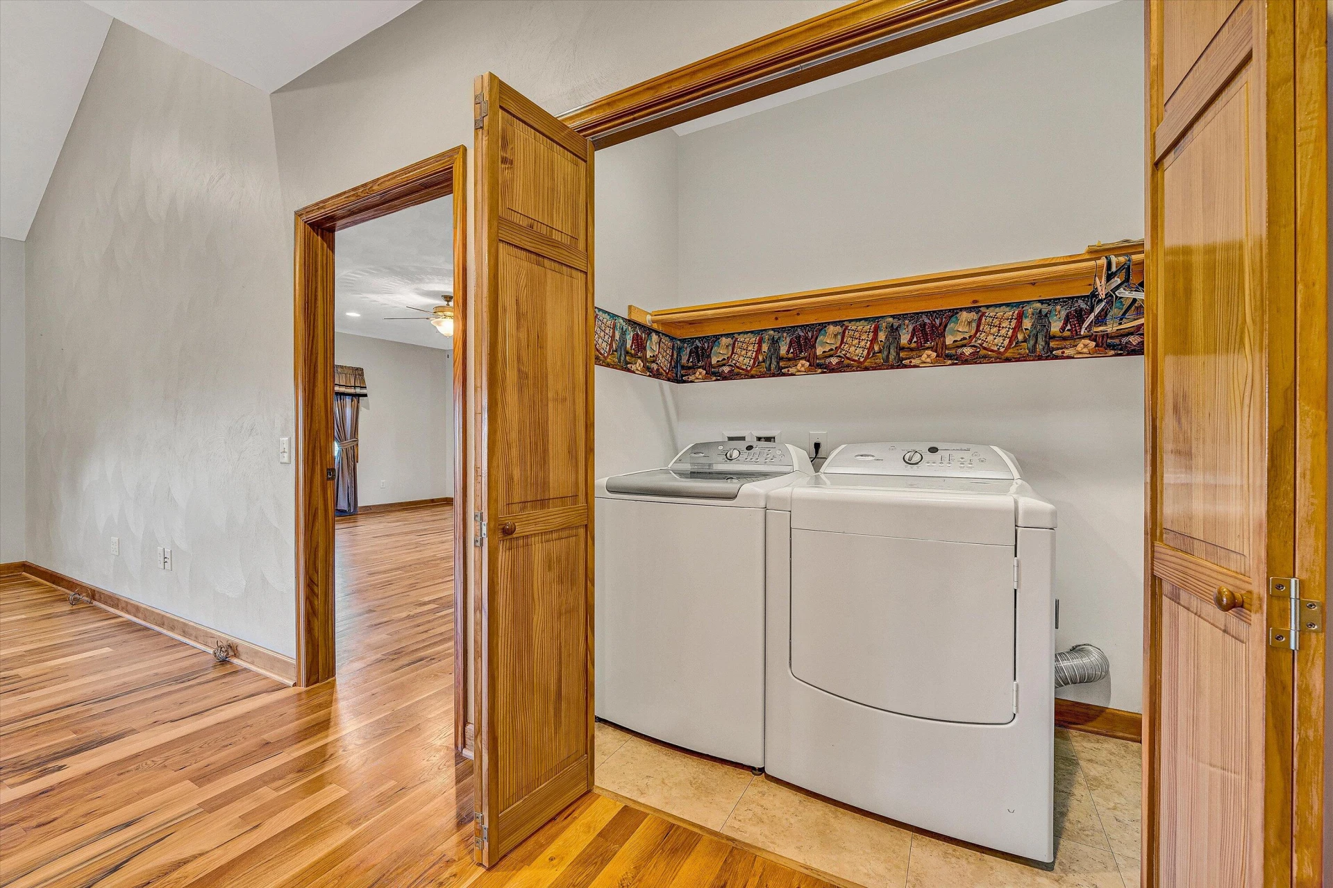 196 Halsey CT - Photo 28