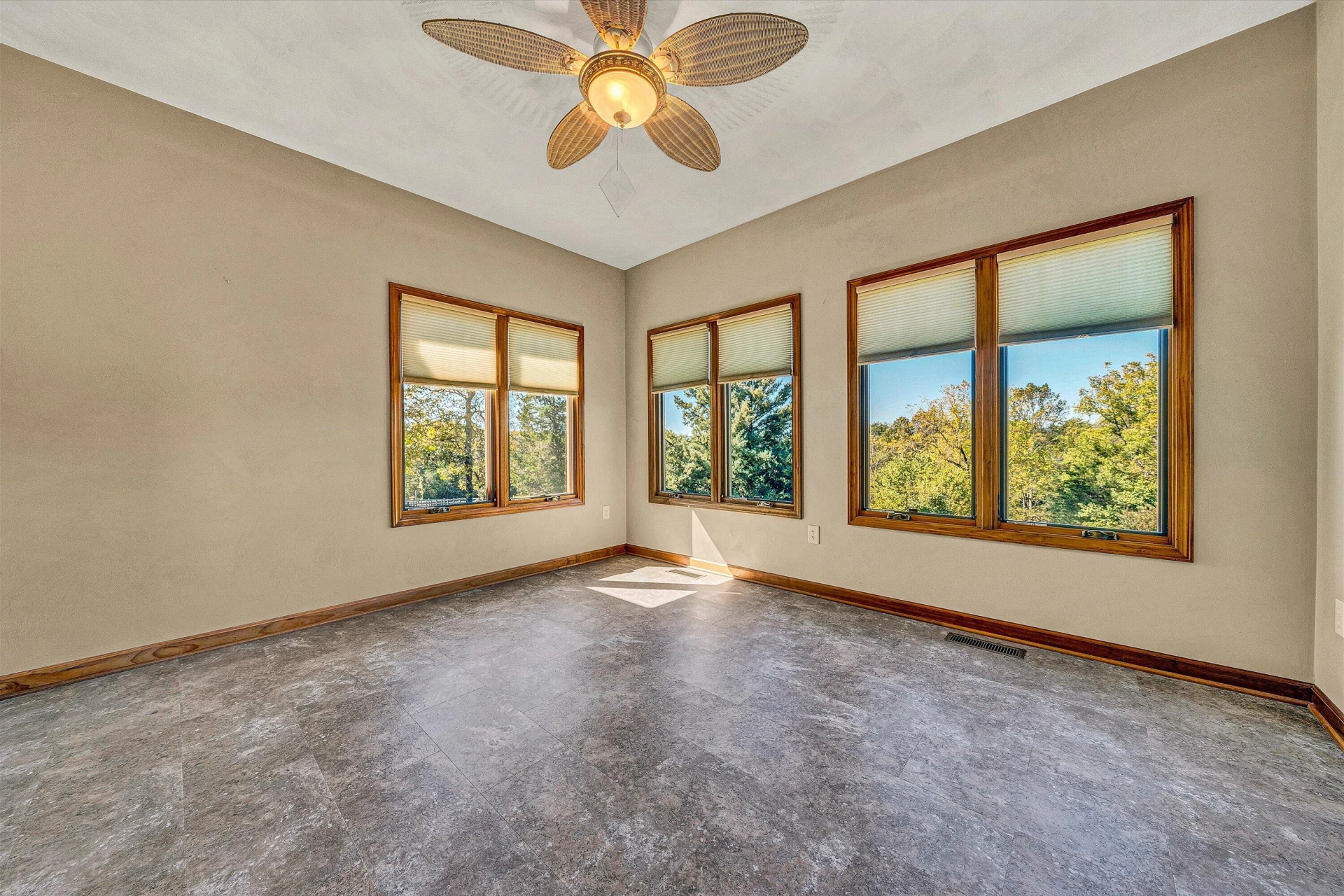 196 Halsey CT - Photo 30