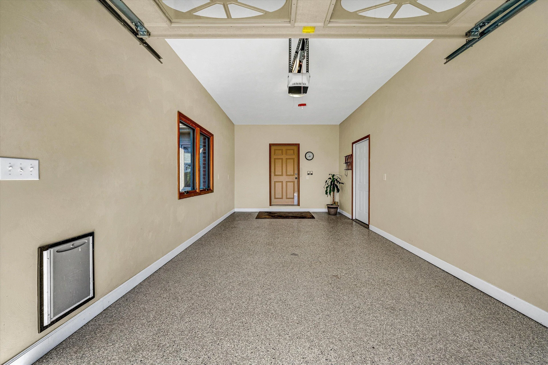 196 Halsey CT - Photo 37