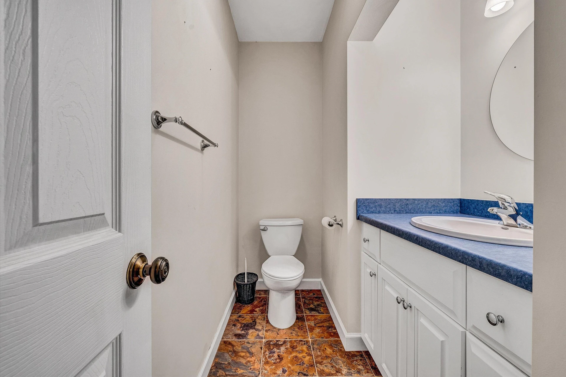 196 Halsey CT - Photo 55