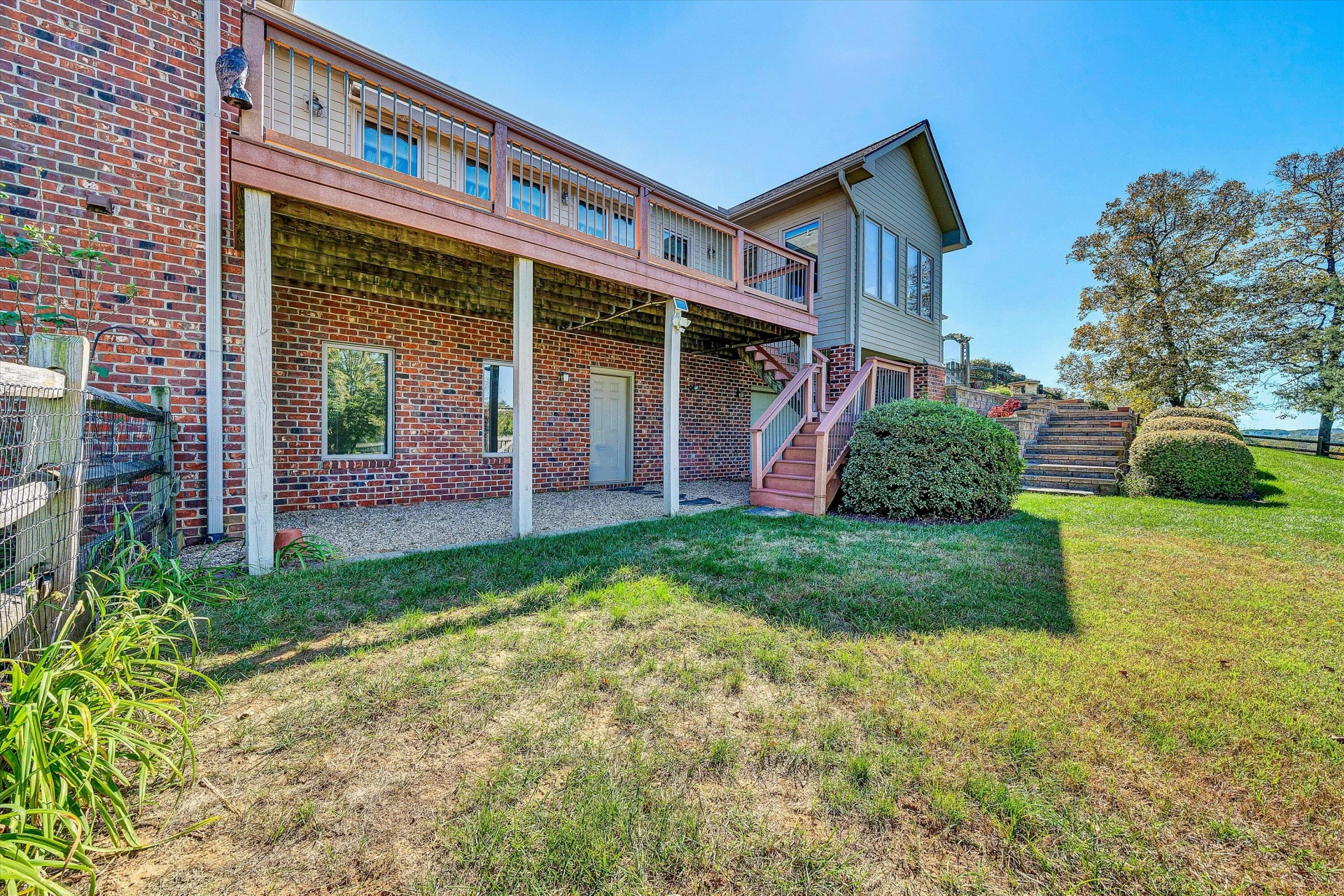 196 Halsey CT - Photo 58
