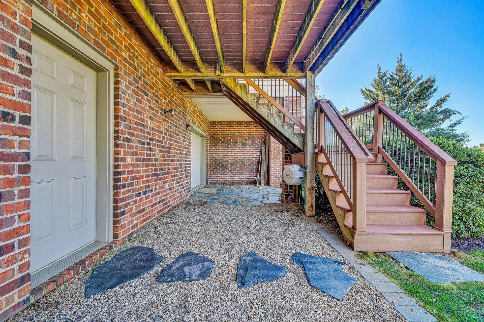 196 Halsey CT - Photo 59