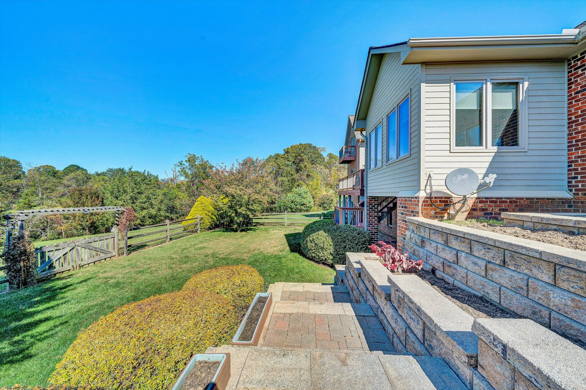 196 Halsey CT - Photo 62