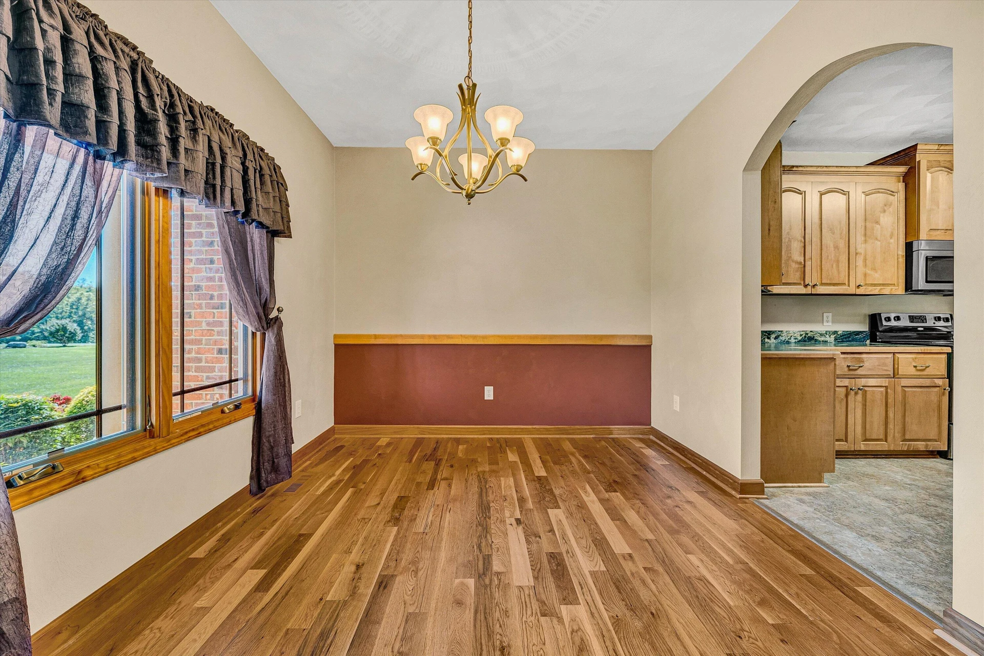 196 Halsey CT - Photo 9