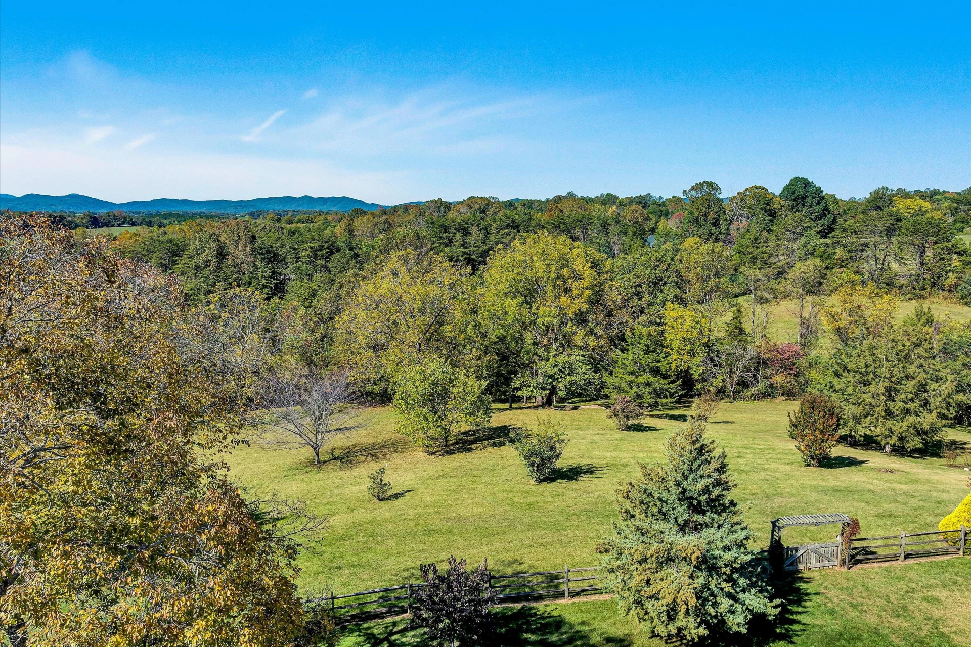 196 Halsey CT - Photo 63