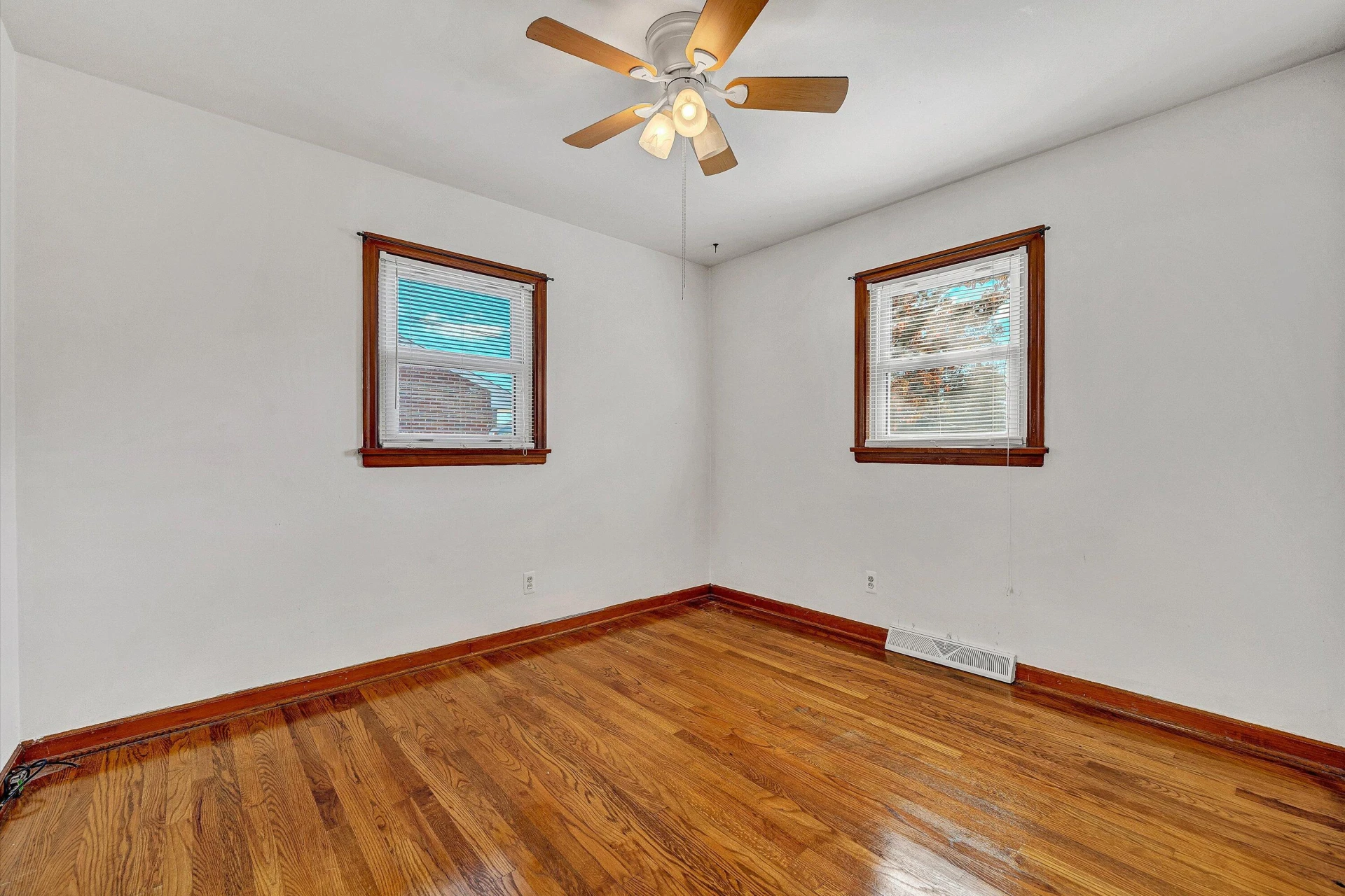 2741 Kennedy ST NE - Photo 12