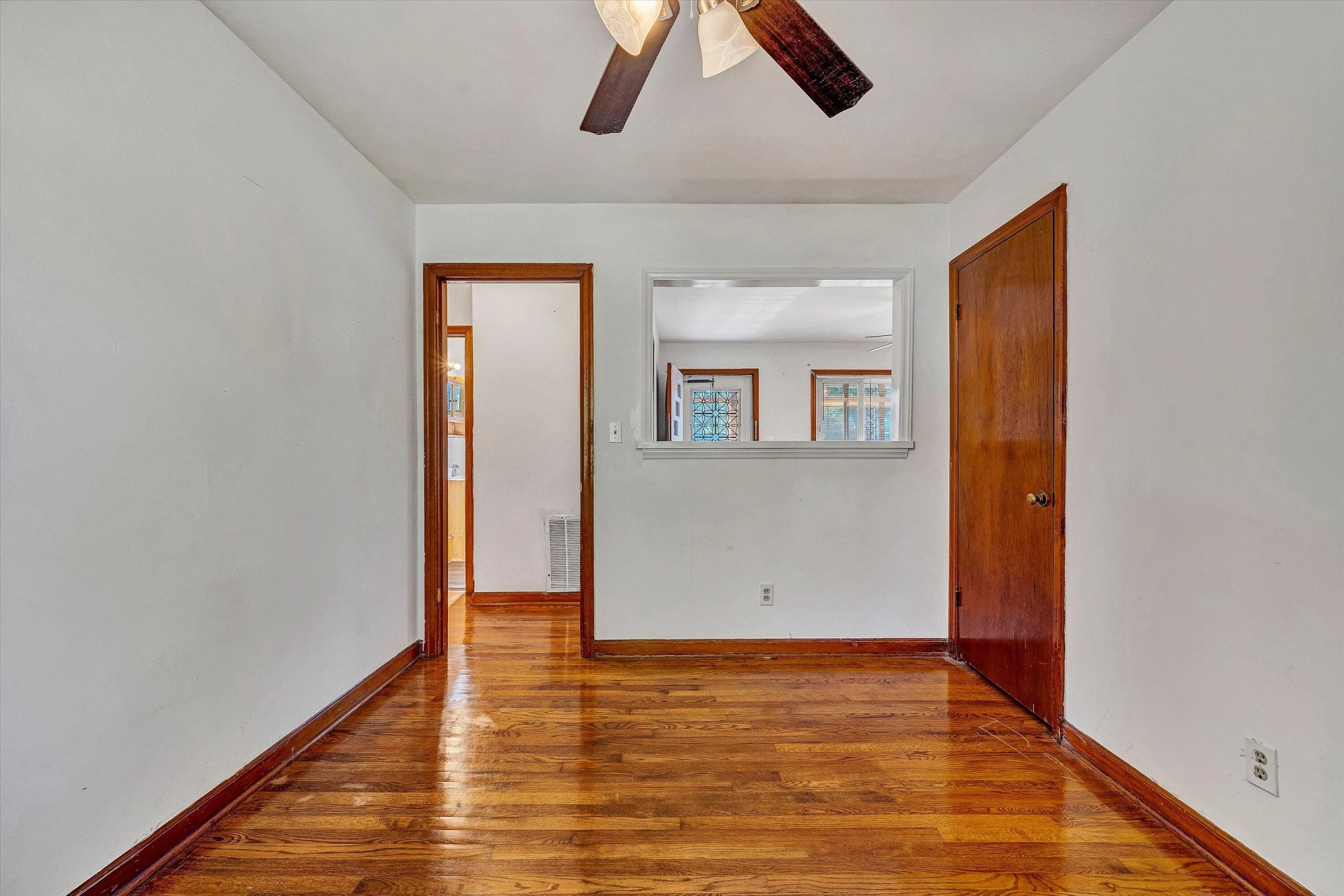 2741 Kennedy ST NE - Photo 6