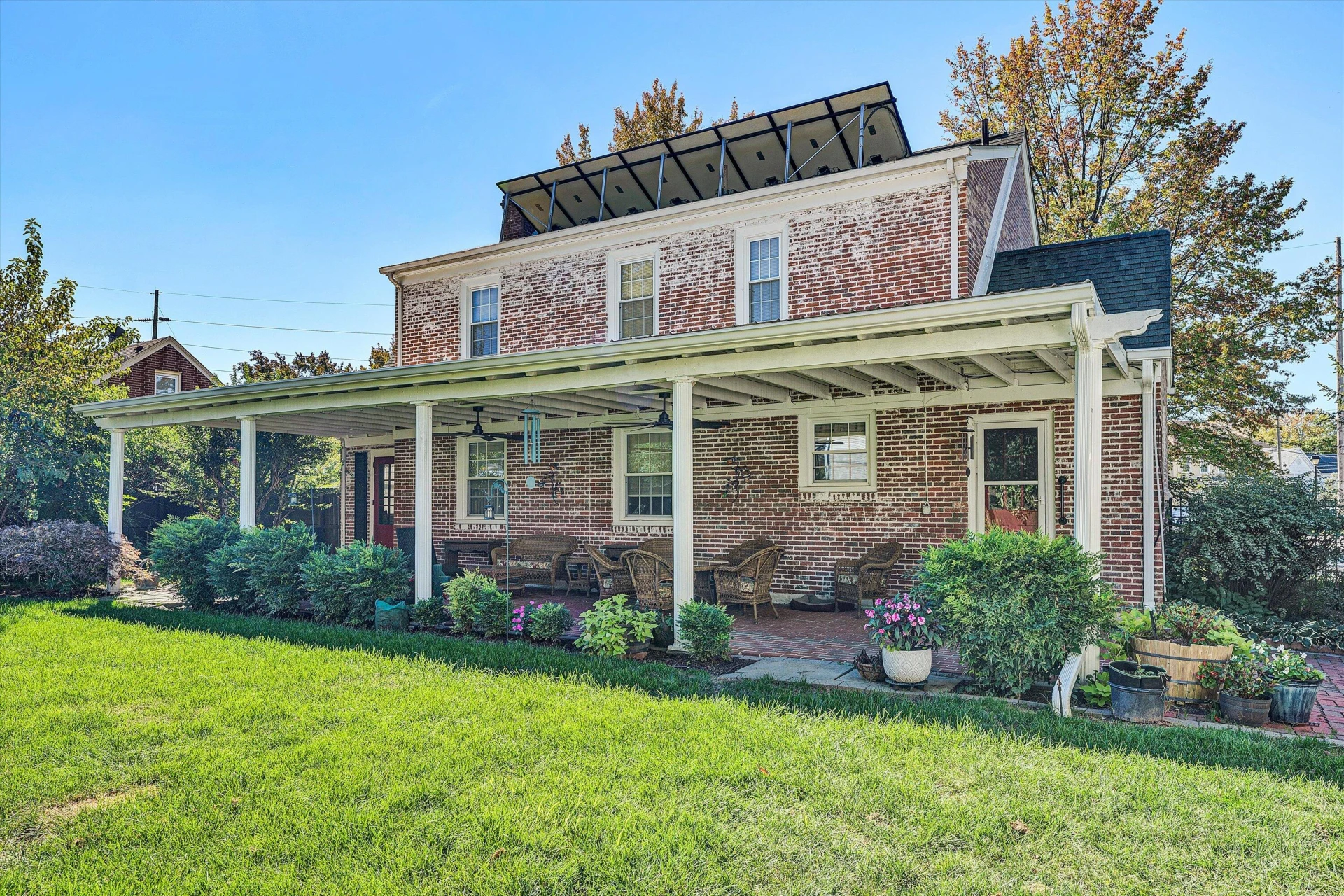 323 Roanoke BLVD - Photo 11