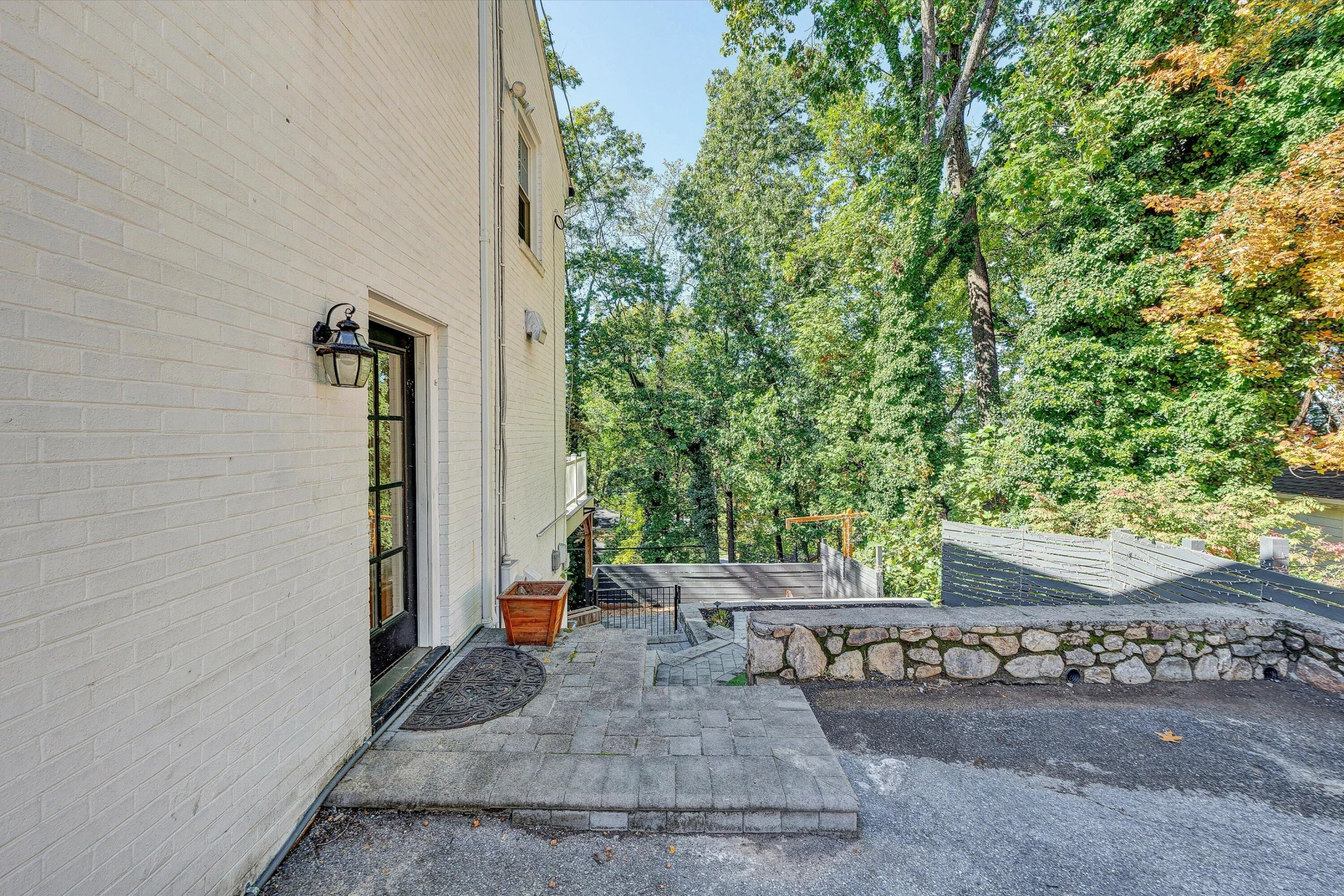 3033 Bancroft DR SW - Photo 26