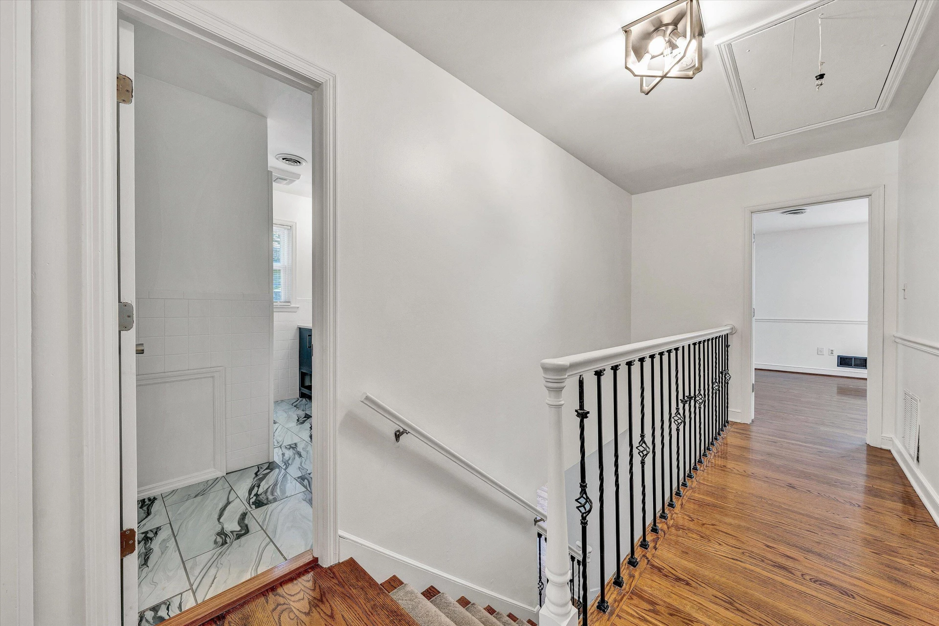 3033 Bancroft DR SW - Photo 33