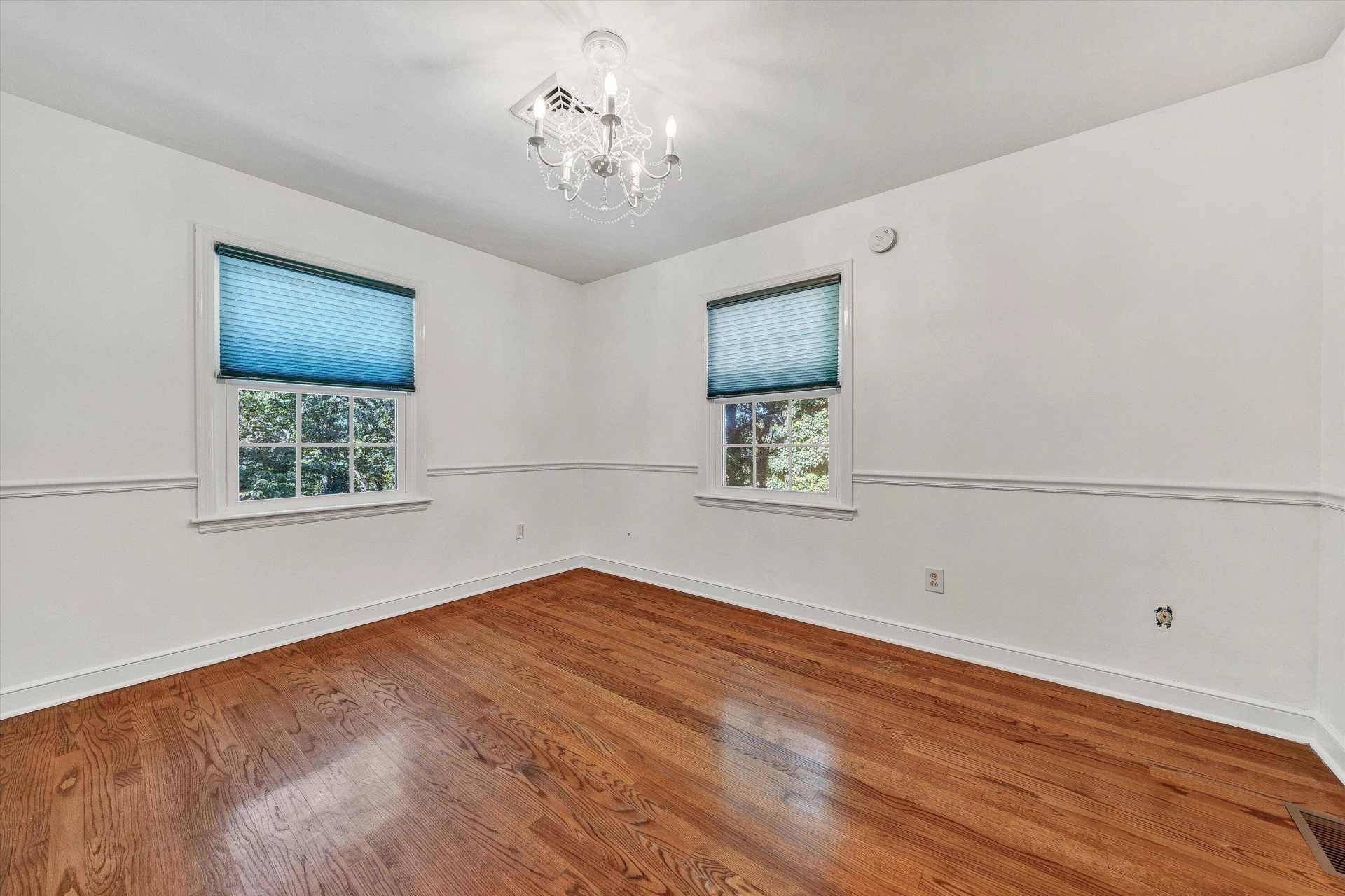 3033 Bancroft DR SW - Photo 36