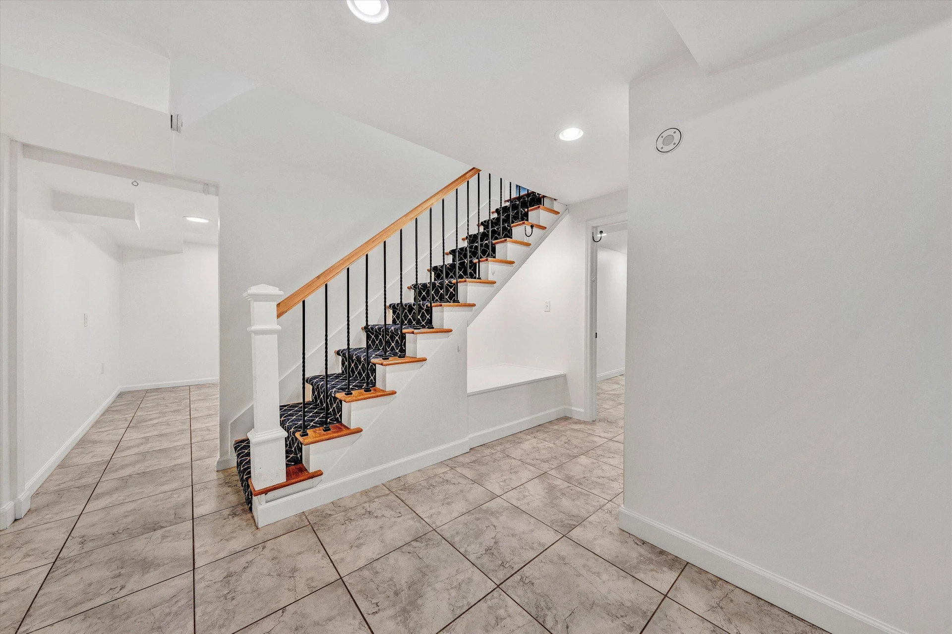 3033 Bancroft DR SW - Photo 44