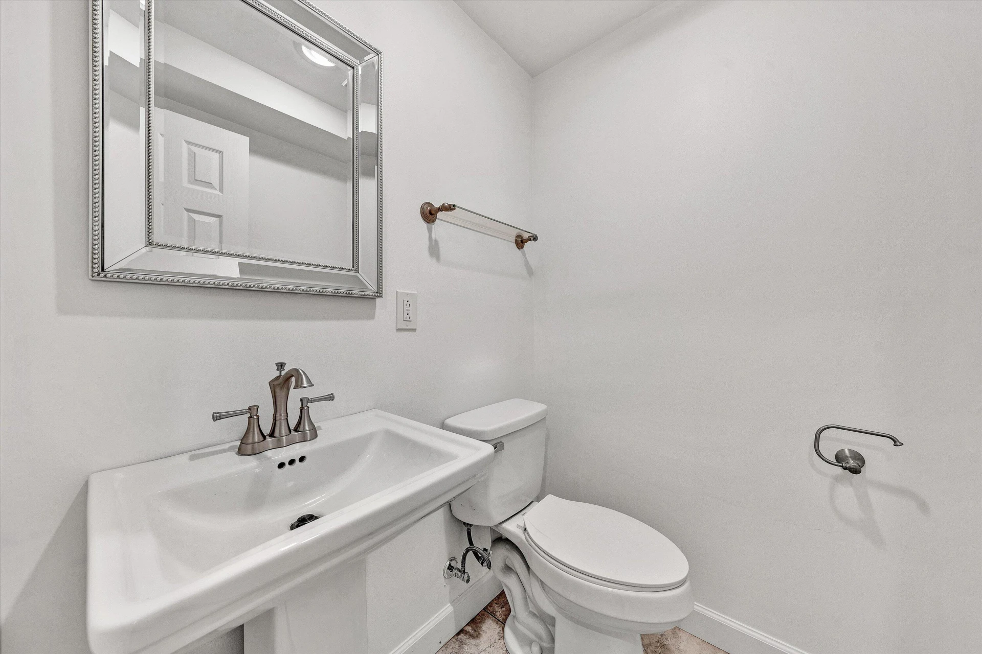 3033 Bancroft DR SW - Photo 48