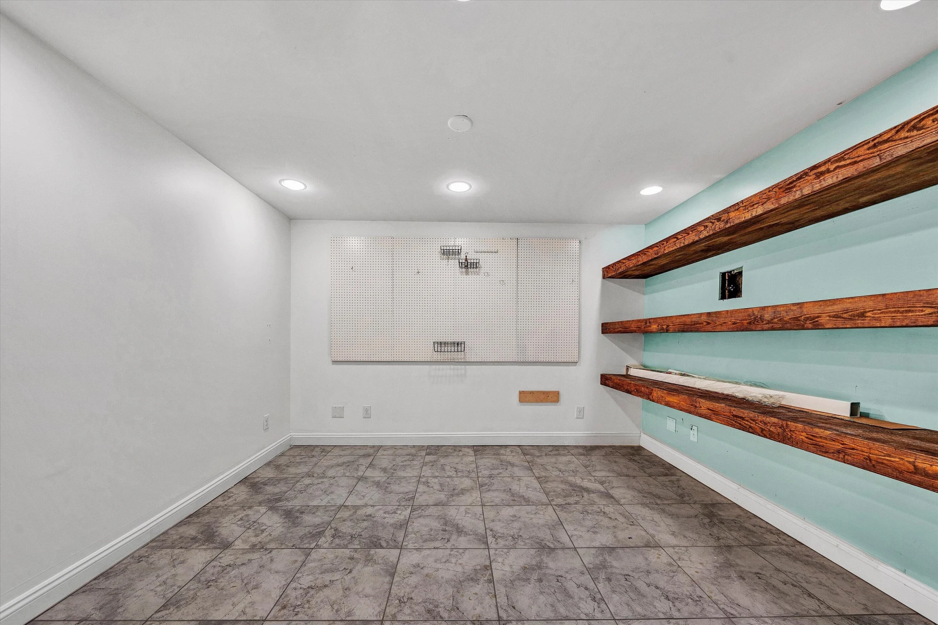3033 Bancroft DR SW - Photo 49