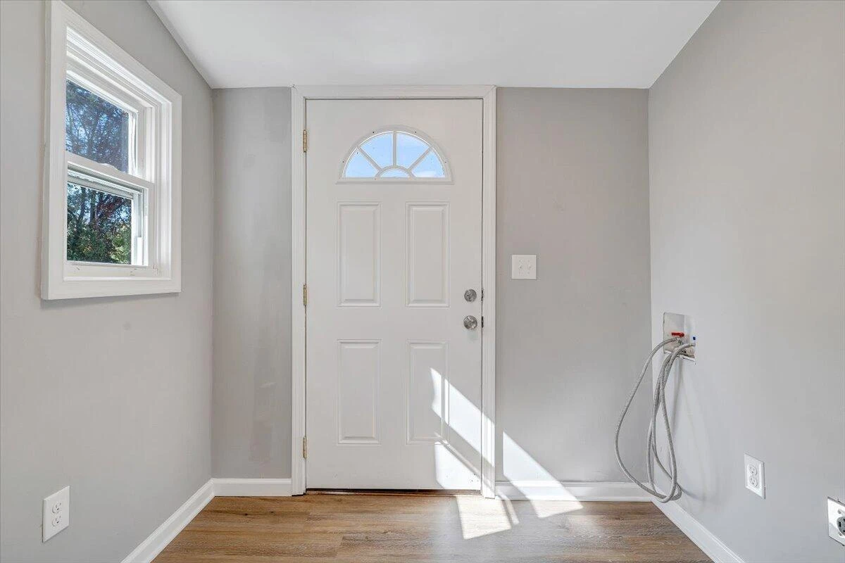 144 Courtney AVE NE - Photo 26