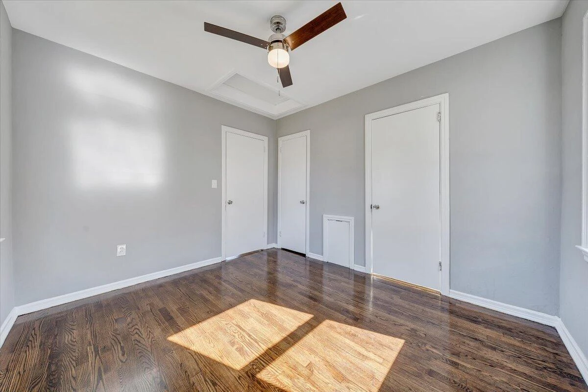 144 Courtney AVE NE - Photo 32