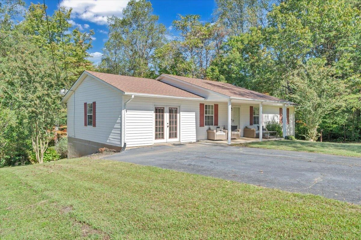 9050 Fairystone Park Hwy - Photo 34