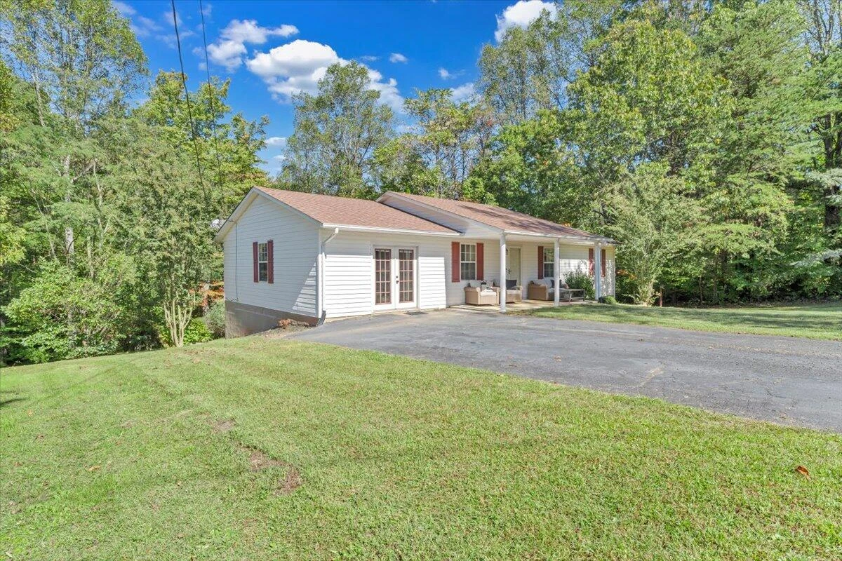 9050 Fairystone Park Hwy - Photo 35