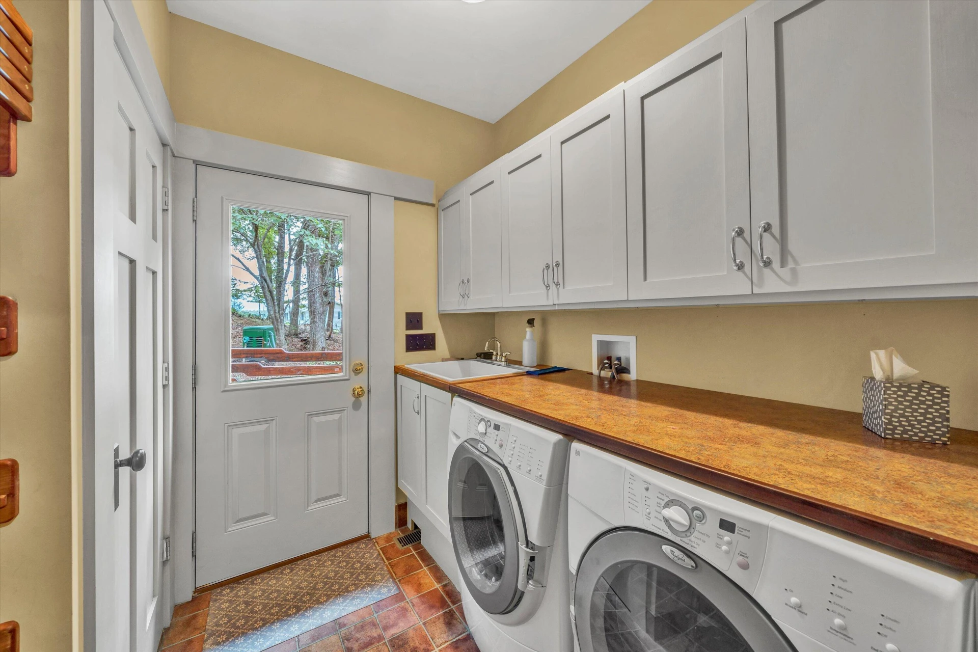 109 Bay TER - Photo 27