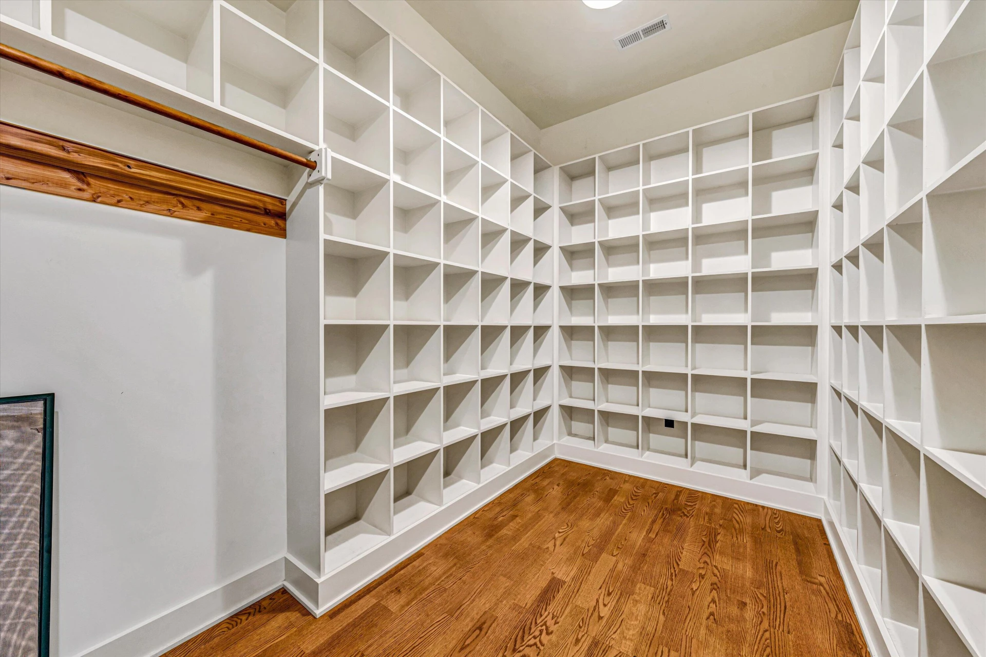 109 Bay TER - Photo 58