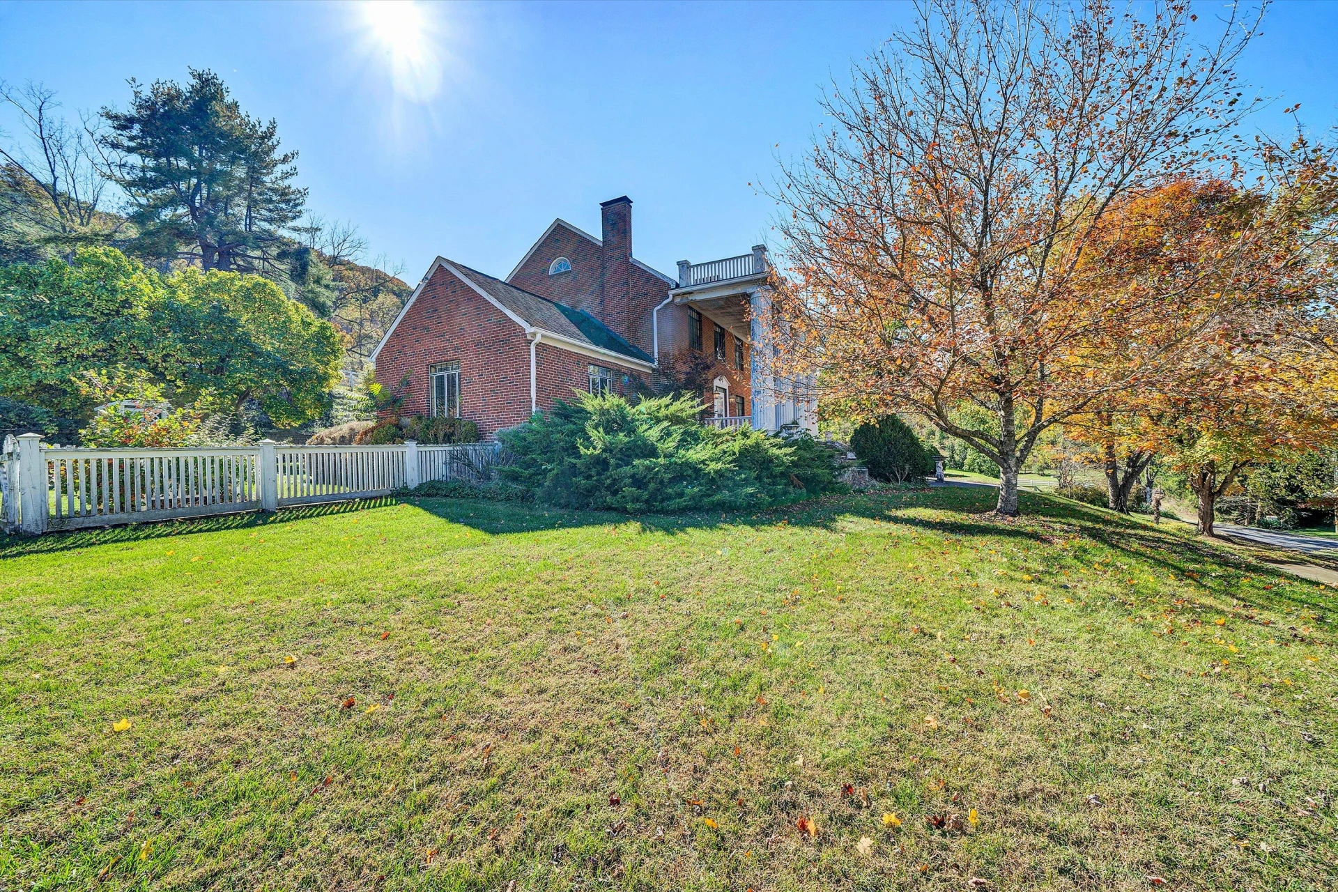 6247 Roanoke RD - Photo 6