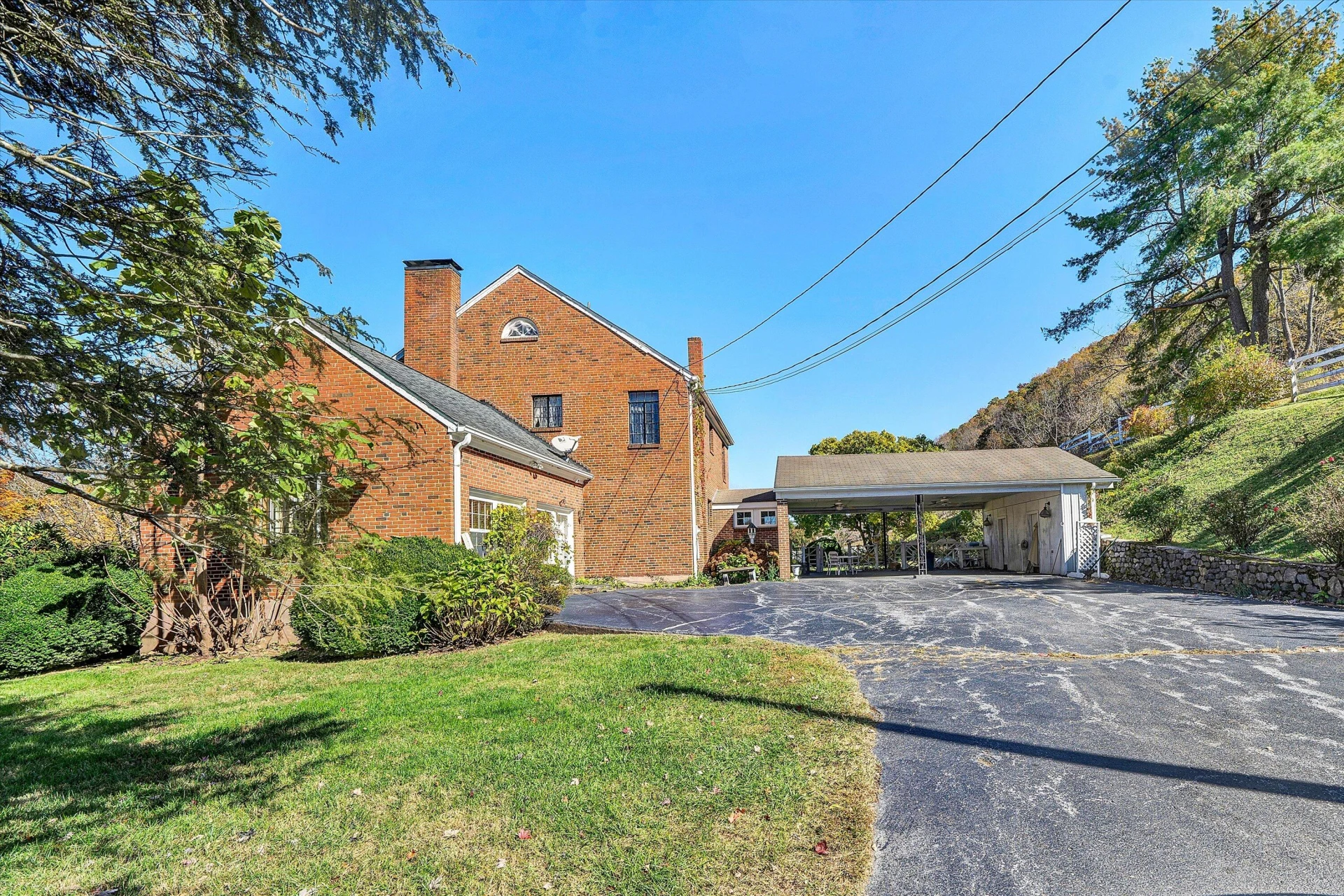 6247 Roanoke RD - Photo 8