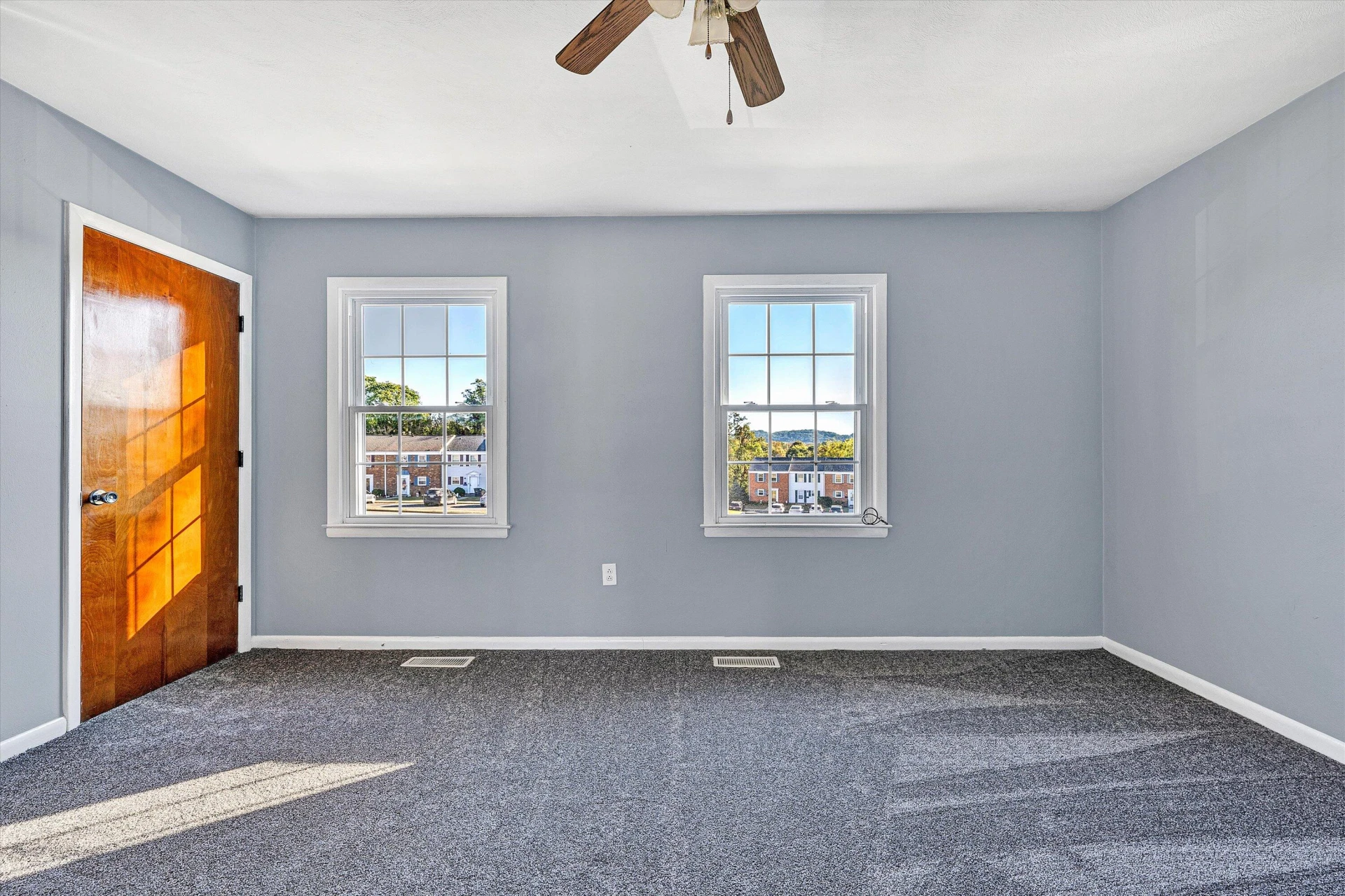 106 Southampton DR - Photo 11