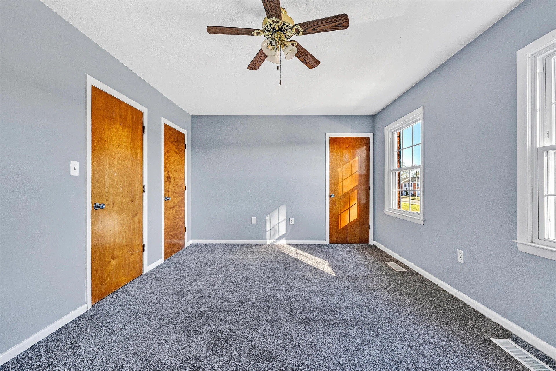 106 Southampton DR - Photo 12