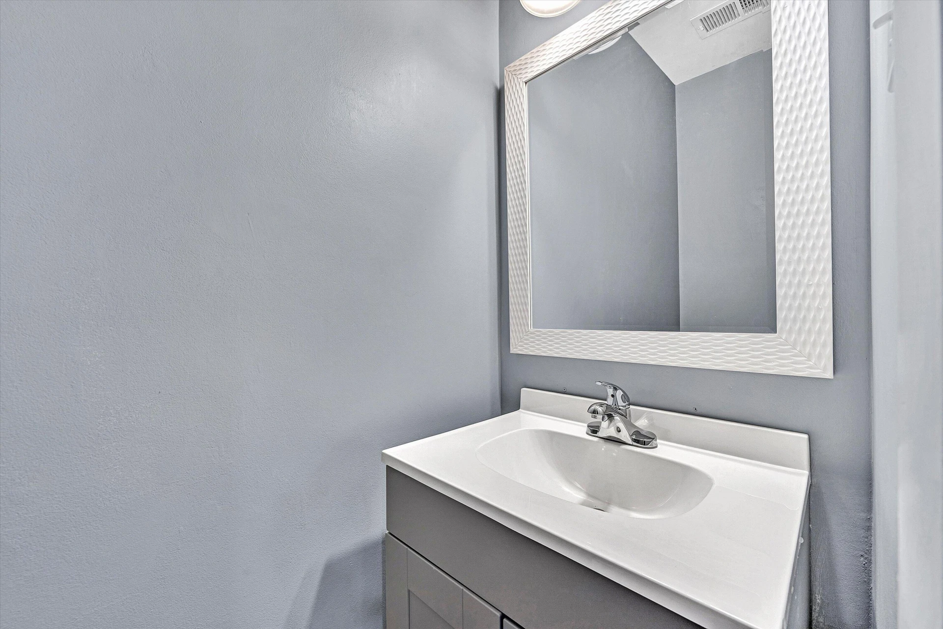106 Southampton DR - Photo 8